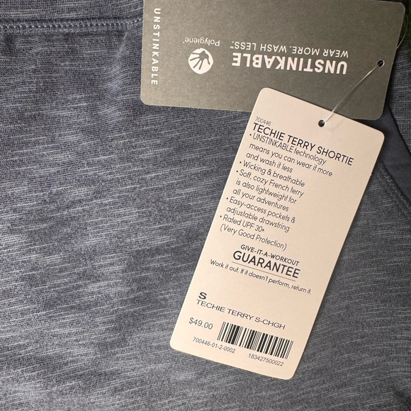 NWT ATHLETA Techie Terry Shortie Short Size Small - Picture 5 of 7